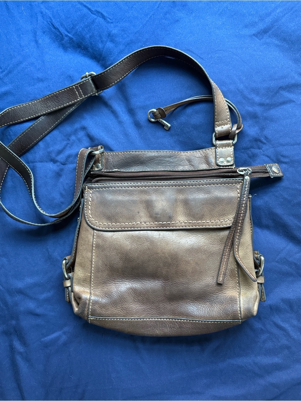 Fossil Brown Leather Crossbody Bag Multi Pocket Buckle Sides Key Charm